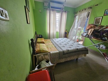 Living Room in 3 BHK Apartment at Kaloor – for Sale