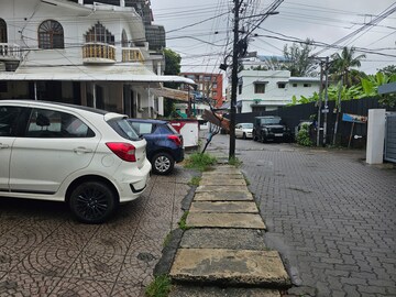 Parking in 3 BHK Apartment at Kaloor – for Sale
