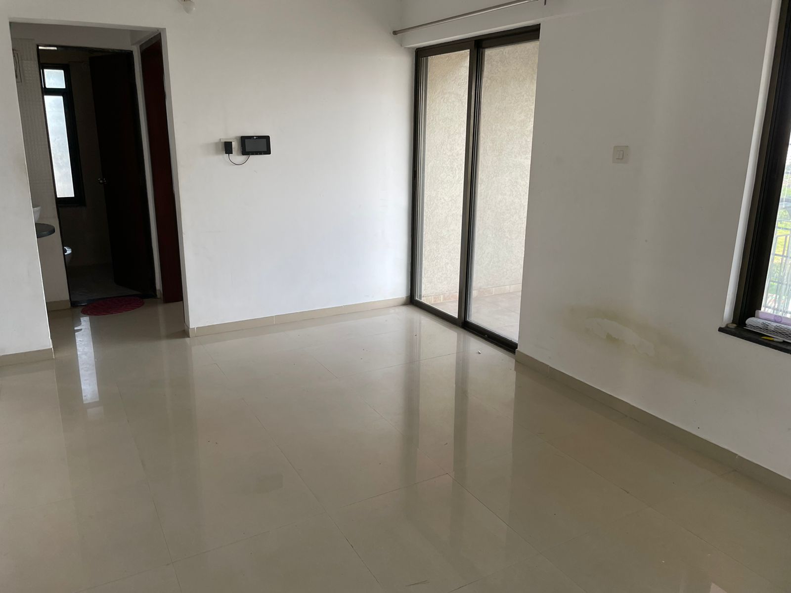 2 BHK Apartment For Sale in Mantra Monarch