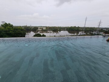Swimming Pool in 2 BHK Apartment at Vyttila – for Sale