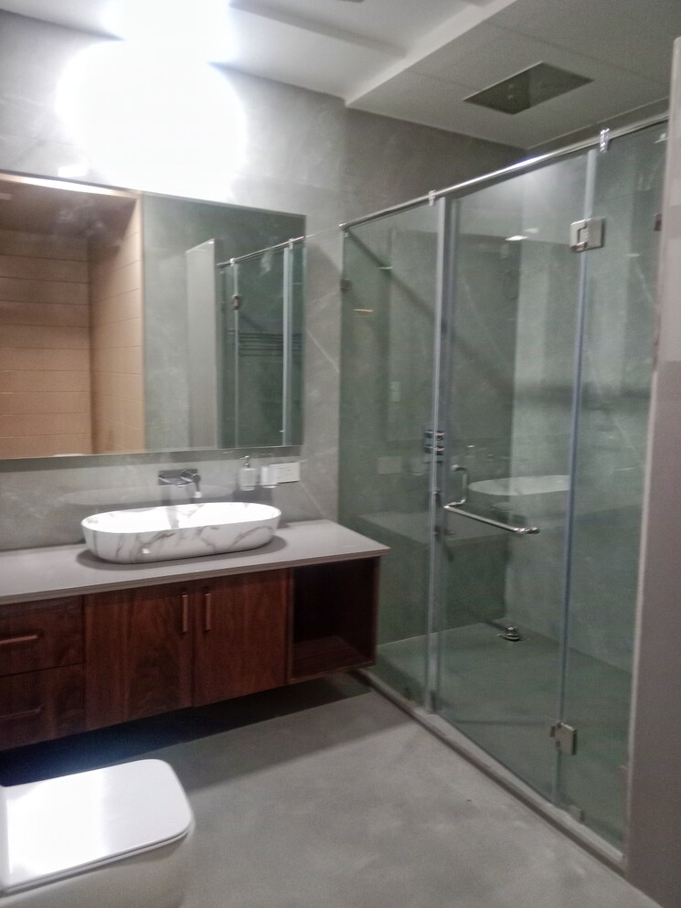 Bathroom, vaishali nagar 6 Bedroom 356 Sq.Yd. Independent House In Vaishali Nagar Jaipur 8943997