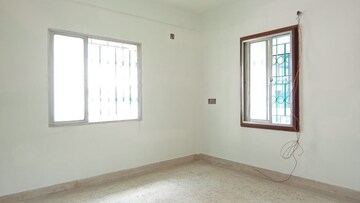 Room in 3.5 BHK Builder Floor at Barisha – for Sale