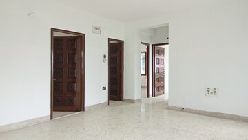 Room in 3.5 BHK Builder Floor at Barisha – for Sale