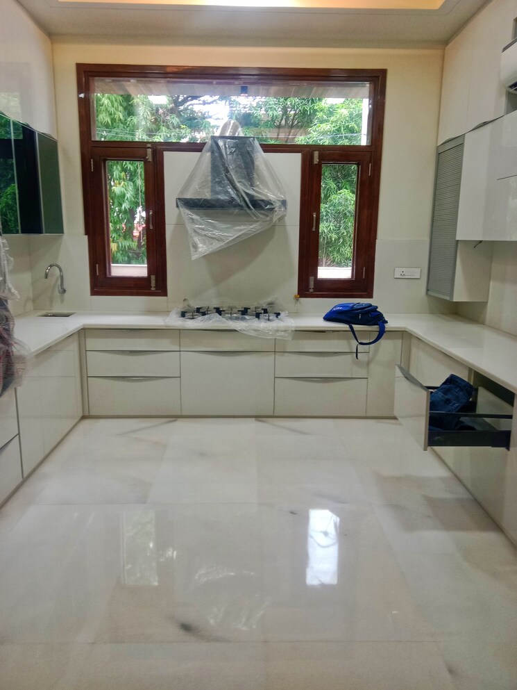 Kitchen, vaishali nagar 6 Bedroom 356 Sq.Yd. Independent House In Vaishali Nagar Jaipur 8943997