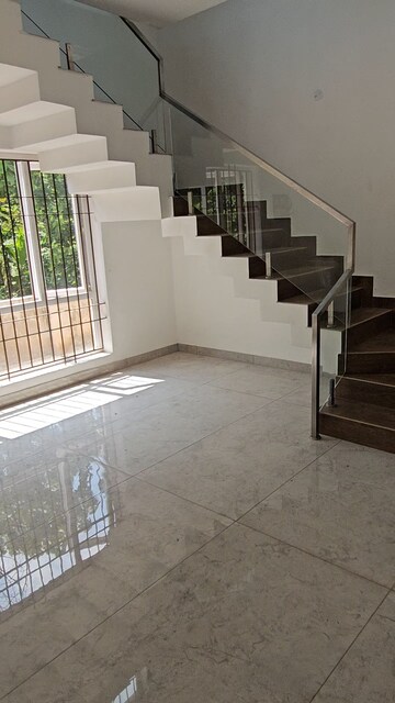 Balcony in 4 BHK Villa at Kakkanad – for Sale