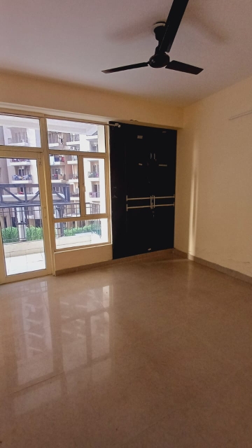 2 BHK + Pooja Room Apartment For Rent in Amrapali Golf Homes