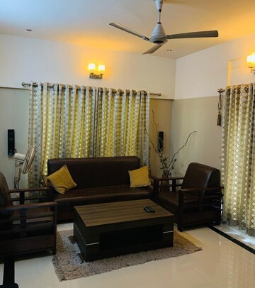 Living Room in 4 BHK Villa at Kakkanad – for Sale