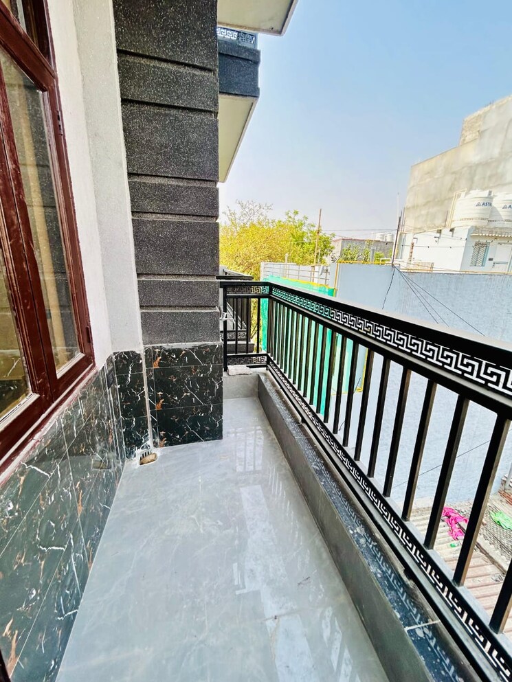 Balcony, chattarpur 1 Bedroom 450 Sq.Ft. Builder Floor In Chattarpur Delhi 8944026