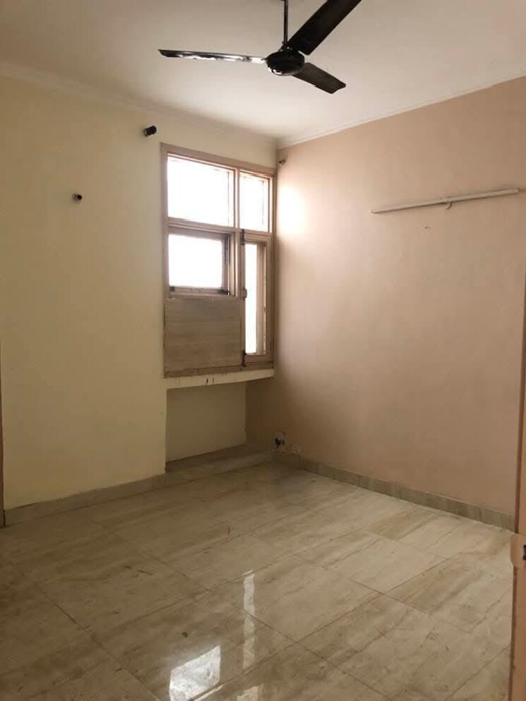 Room, raheja-teachers-apartments 3 Bedroom 1600 Sq.Ft. Apartment In Sector 31 Gurgaon 8944052