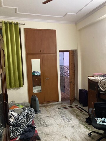 Living Room in 3 BHK Apartment at Mayur Vihar Phase Iii – for Rent