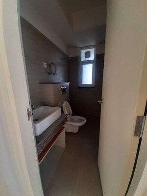 Furnished Amenities in 2 BHK Builder Floor at Sai Kunj New Palam  vihar, New Palam Vihar Phase 3 – for Sale