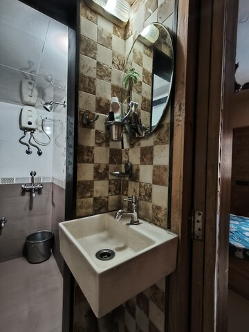 Master Bedroom in 2 BHK Apartment at Amazon Park, Borivali West – for Rent