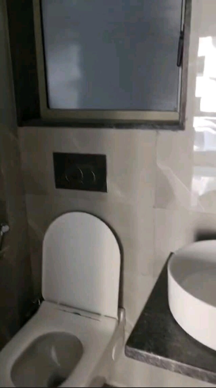 Bathroom, veena-smart-homes 1 Bedroom 385 Sq.Ft. Apartment In Kandivali West Mumbai 8944209