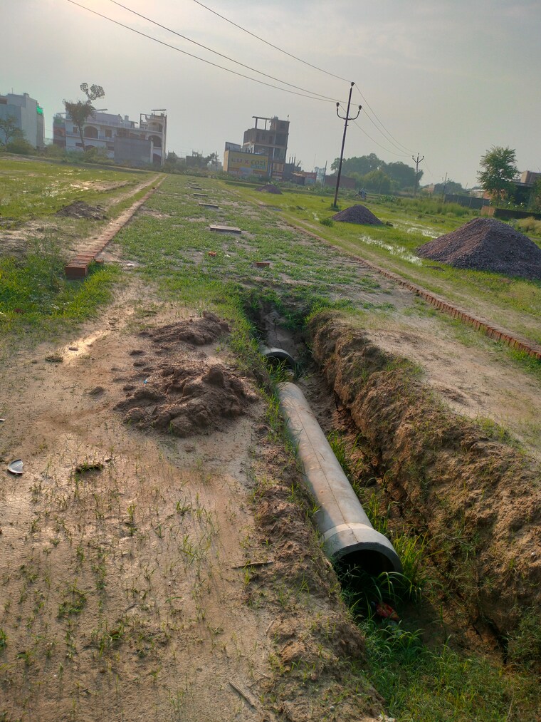 Garden, kalli paschim  1500 Sq.Ft. Plot In Kalli Paschim Lucknow 8944221