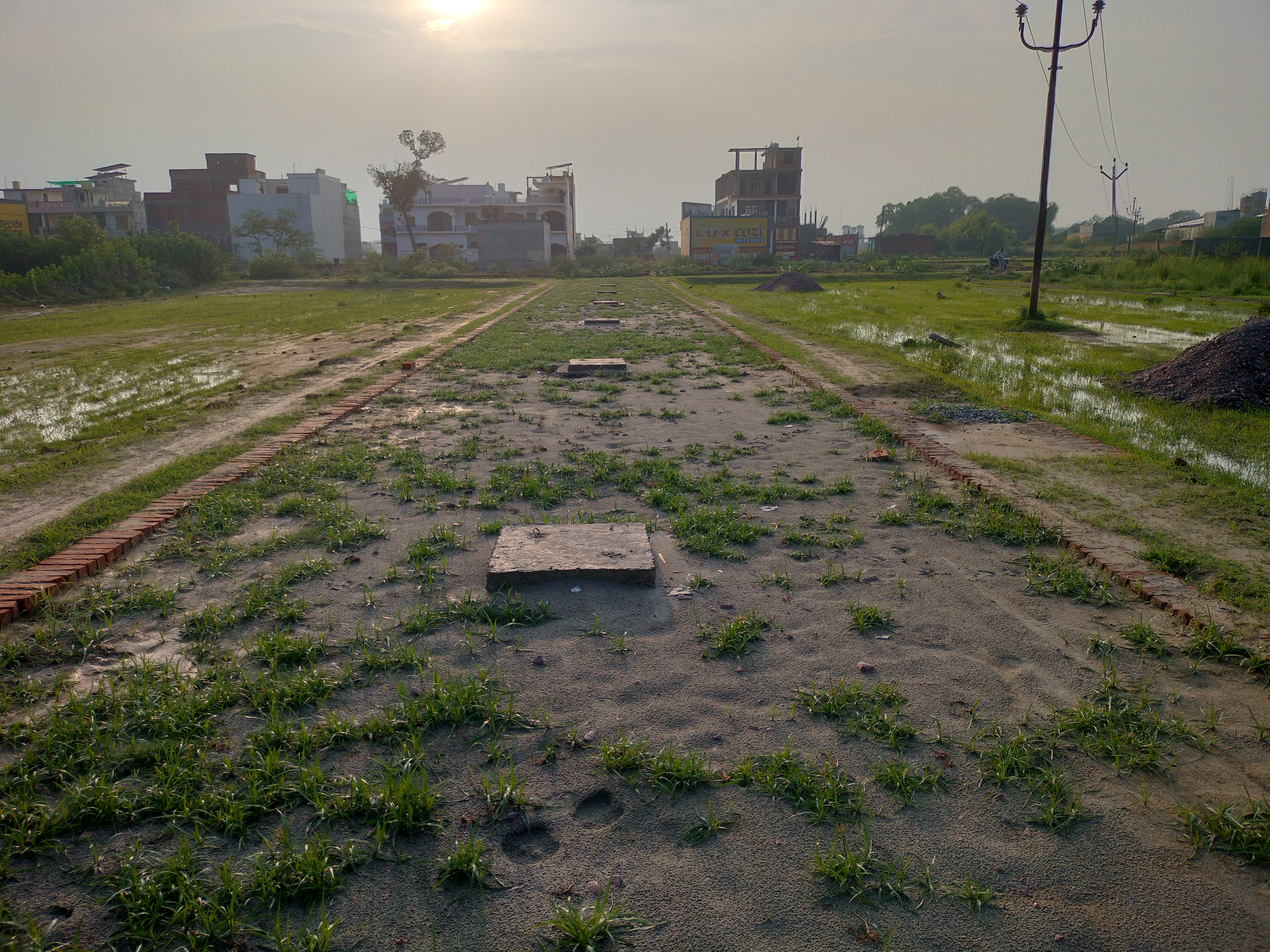 Plot For Sale in Kalli Paschim