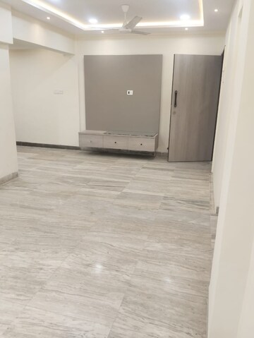 Room in 2 BHK Apartment at Matru Krupa CHS Malad, Malad East – for Sale