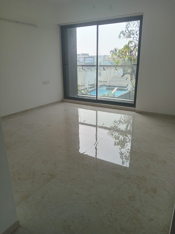 Room, dlh-legacy 3 Bedroom 1280 Sq.Ft. Apartment In Juhu Mumbai 8944242