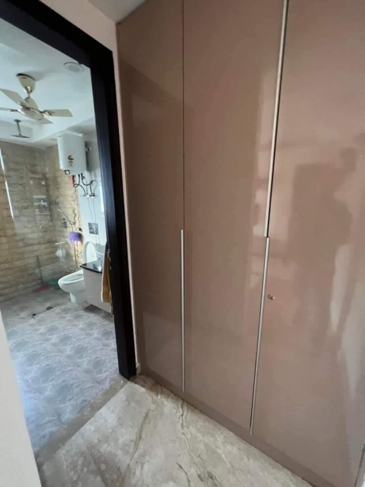 Bathroom, freedom fighters enclave 2 Bedroom 900 Sq.Ft. Apartment In Freedom Fighters Enclave Delhi 8944262