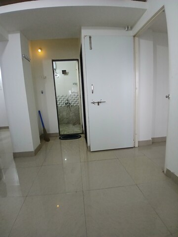 Furnished Amenities in 1 BHK Apartment at New Mhada Tower, Malad West – for Rent