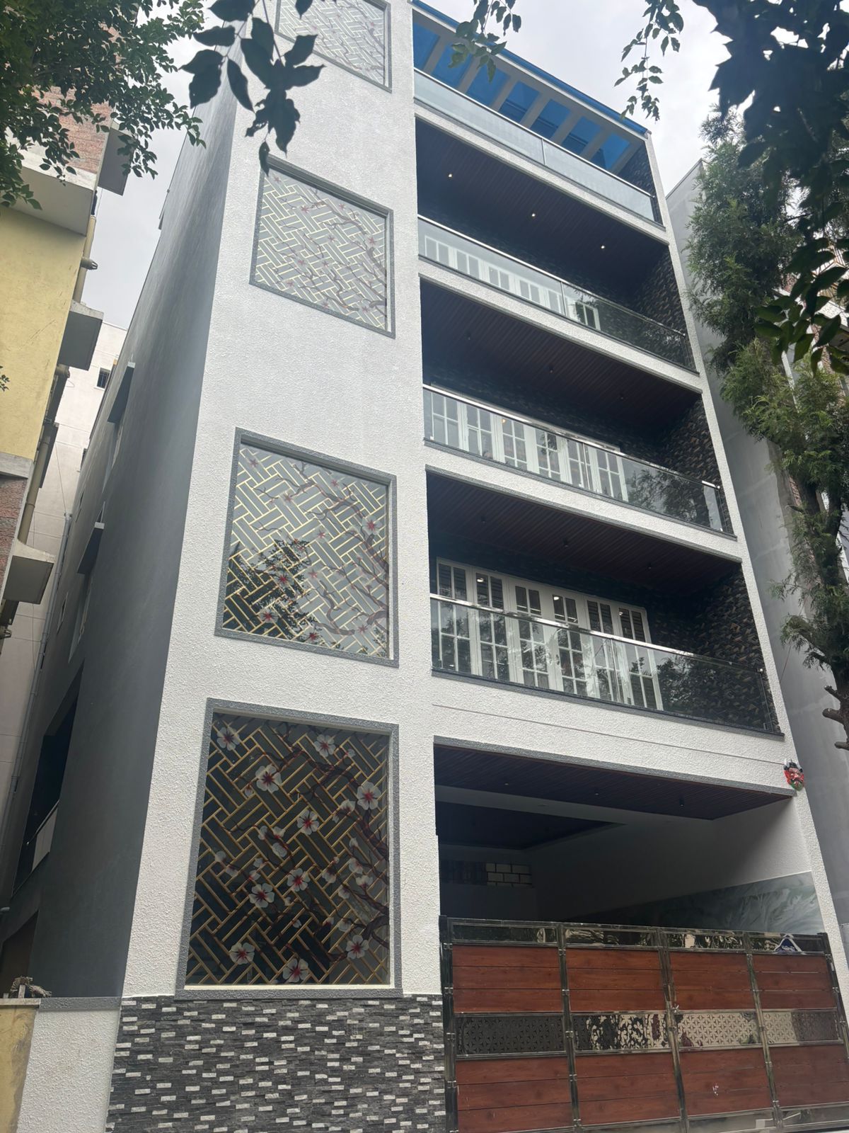 5 BHK + Pooja Room Independent House For Sale in Horamavu