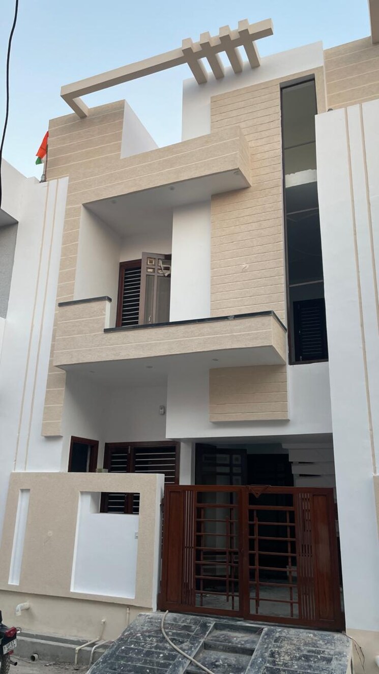 Kitchen, ganga nagar 3 Bedroom 100 Sq.Yd. Independent House In Ganga Nagar Meerut 8944328