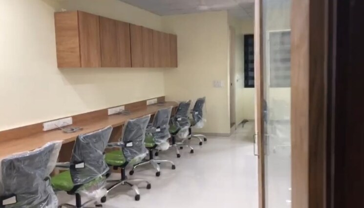 Team Area, science city Commercial Office Space 1035 Sq.Ft. In Science City Ahmedabad 8944309