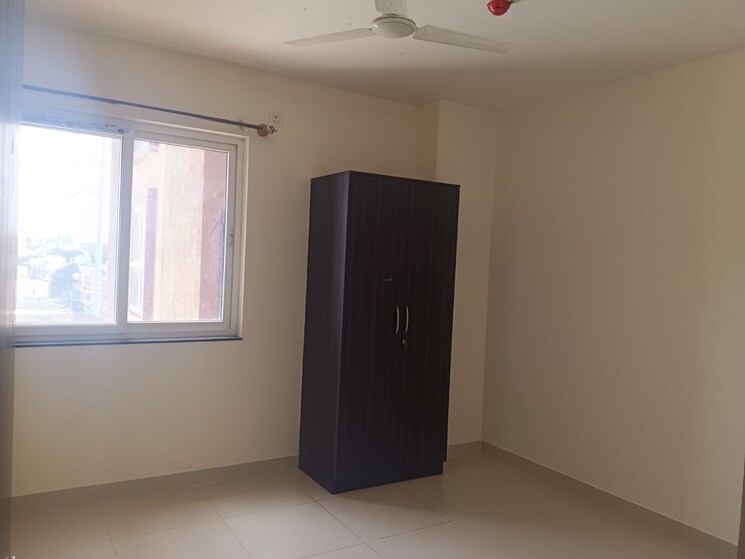 Room, pashmina-waterfront 3 Bedroom 1833 Sq.Ft. Apartment In Old Madras Road Bangalore 8944350