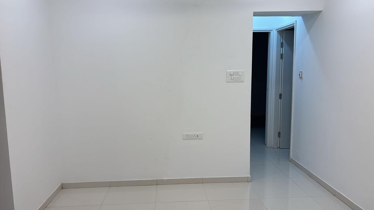 2 BHK + Pooja Room Apartment For Rent in Godrej Boulevard