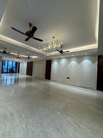 Room in 3 BHK Apartment at Emaar The Palm Drive-The Premier Terraces, Sector 66 – for Sale
