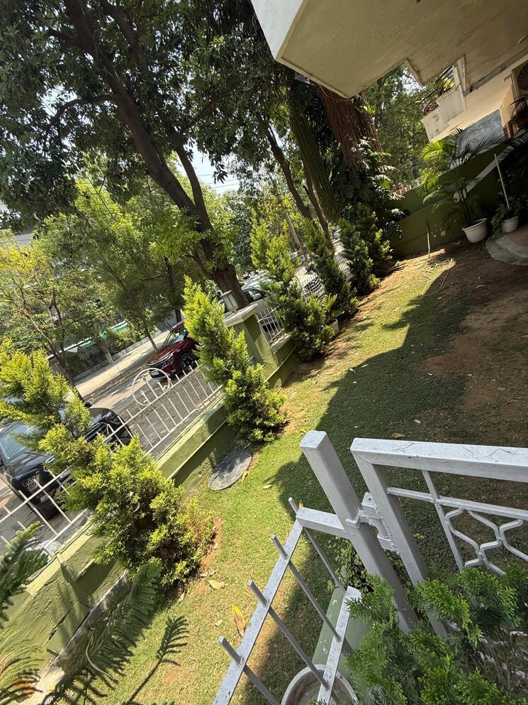 Garden, sai-residency-roza-jalalpur  100 Sq.Yd. Plot In Roza Jalalpur Greater Noida 8944400