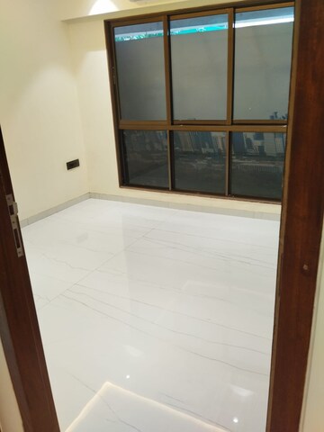 Room in 2 BHK Apartment at Andheri East – for Sale