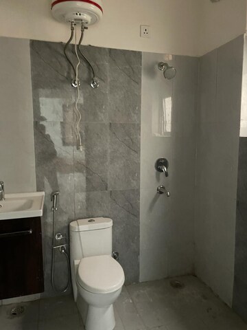  4 BHK Apartment at Ansal API Esencia, Sector 67 – for Rent