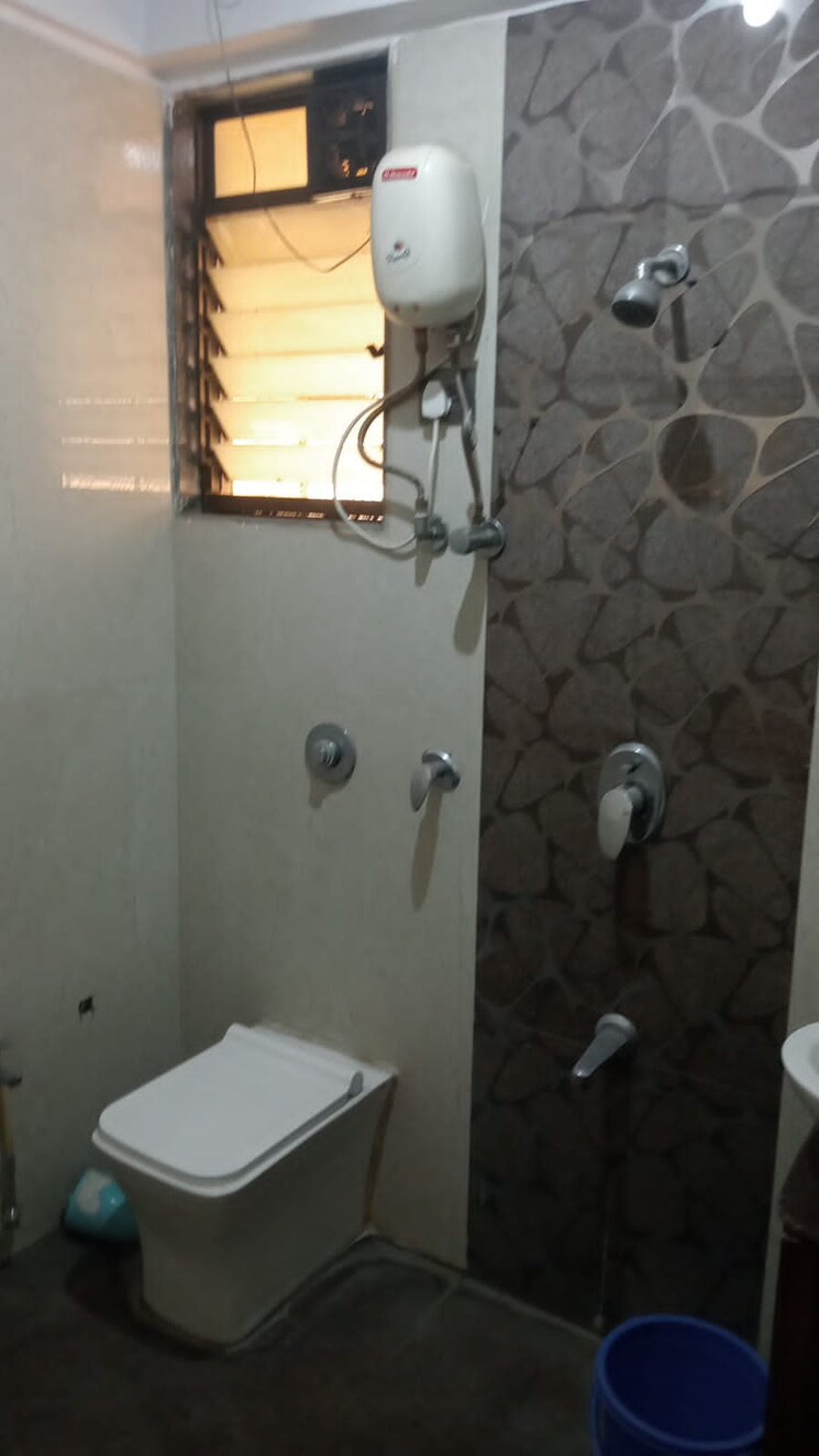 Bathroom, sudarshan-sky-garden 2 Bedroom 750 Sq.Ft. Apartment In Ghodbunder Road Thane 8944432