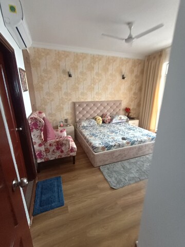 Furnished Amenities in 3 BHK Apartment at Raheja Vedaanta, Sector 108 – for Sale