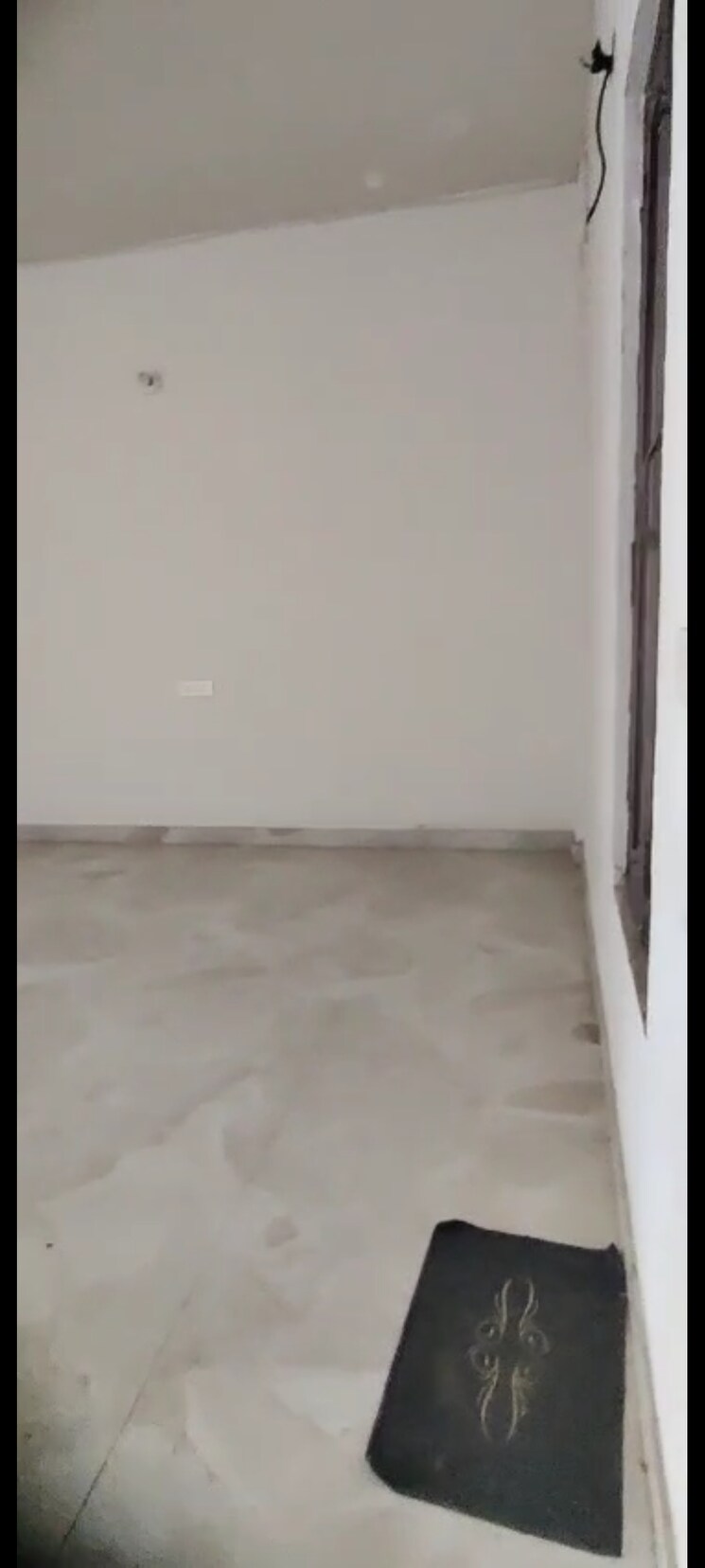 Room, wave-city 5 Bedroom 239 Sq.Yd. Independent House In Wave City Ghaziabad 8944474