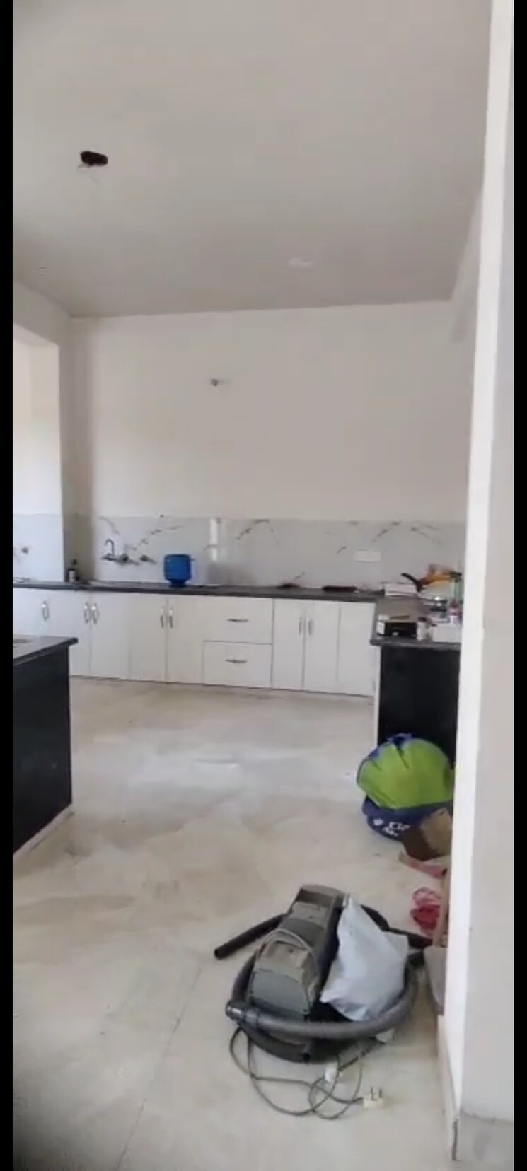 Bathroom, wave-city 5 Bedroom 239 Sq.Yd. Independent House In Wave City Ghaziabad 8944474