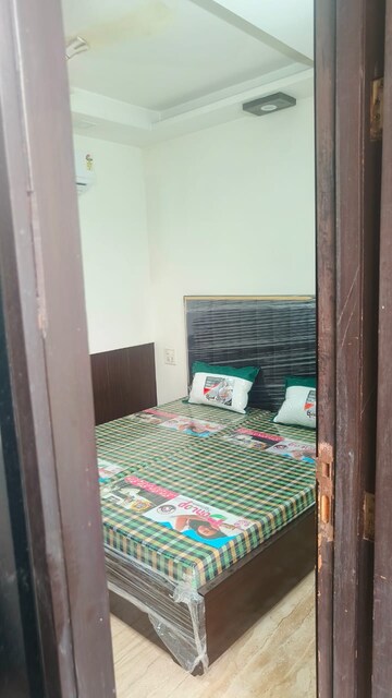 Bedroom in 3.5 BHK Builder Floor at Janakpuri – for Rent
