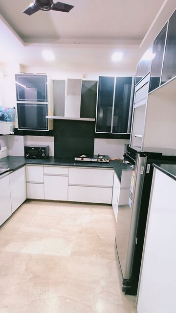 Kitchen in 3.5 BHK Builder Floor at Janakpuri – for Rent