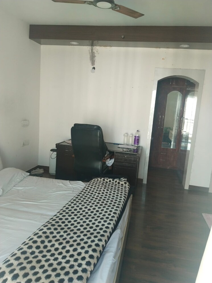 Bedroom, gulshan-botnia 3 Bedroom 1475 Sq.Ft. Apartment In Sector 144 Noida 8944486