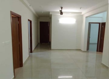 Room in 3 BHK Apartment at Prestige Waterford, Whitefield – for Rent