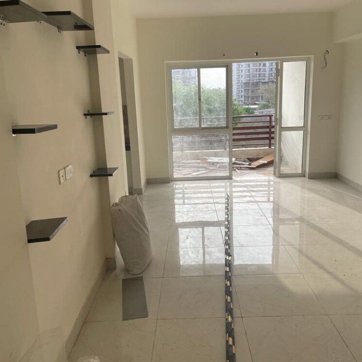 Living Room, sector 75 3 Bedroom 250 Sq.Yd. Builder Floor In Sector 75 Faridabad 8944529