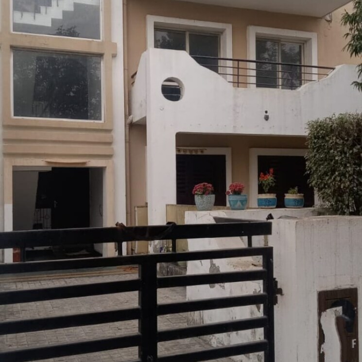 Exterior View, sector 75 3 Bedroom 250 Sq.Yd. Builder Floor In Sector 75 Faridabad 8944529