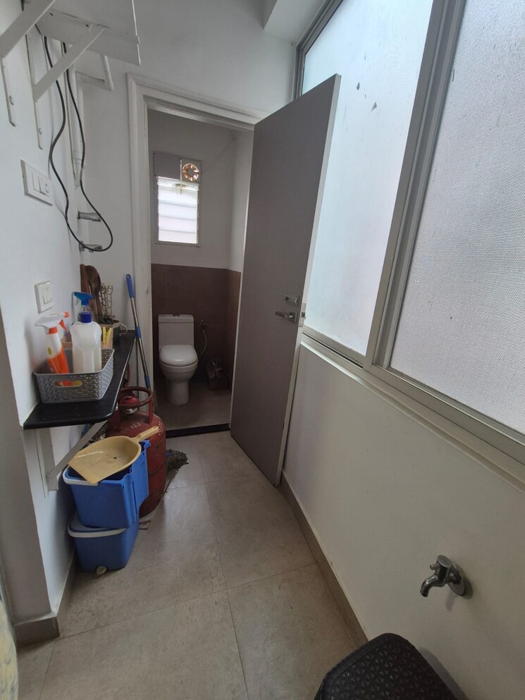 Balcony, shanthi nagar 3 Bedroom 1800 Sq.Ft. Apartment In Shanthi Nagar Bangalore 8944552