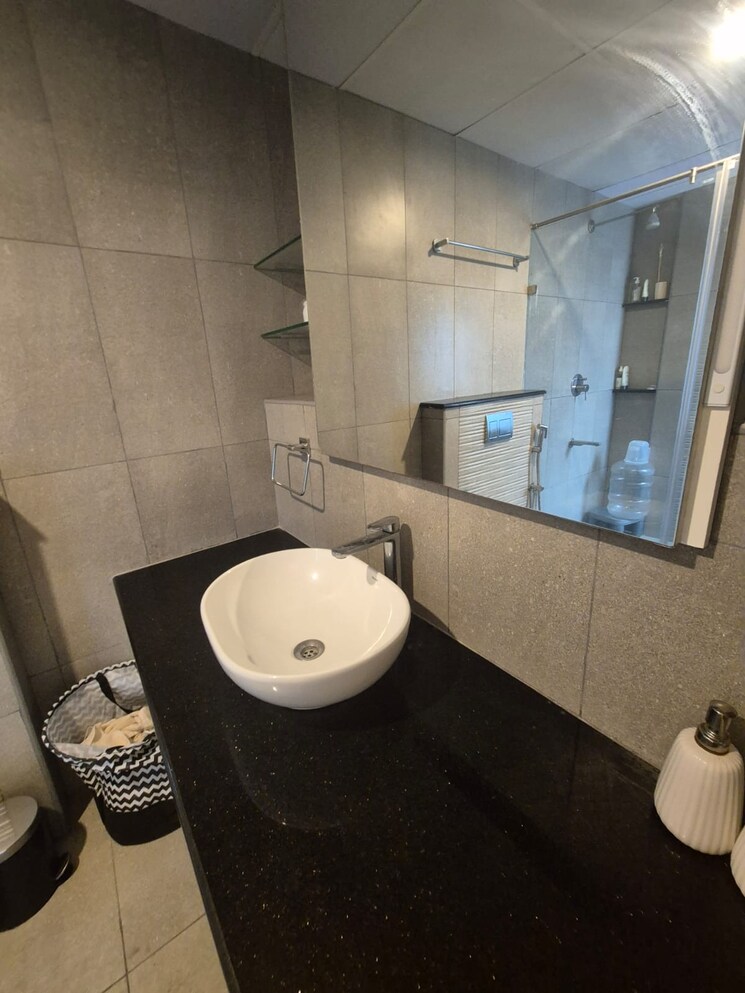Bathroom, shanthi nagar 3 Bedroom 1800 Sq.Ft. Apartment In Shanthi Nagar Bangalore 8944552