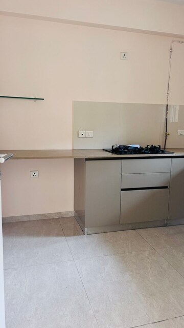 Furnished Amenities in 2 BHK Apartment at Hiranandani Obelia The Walk, Ghodbunder Road – for Rent