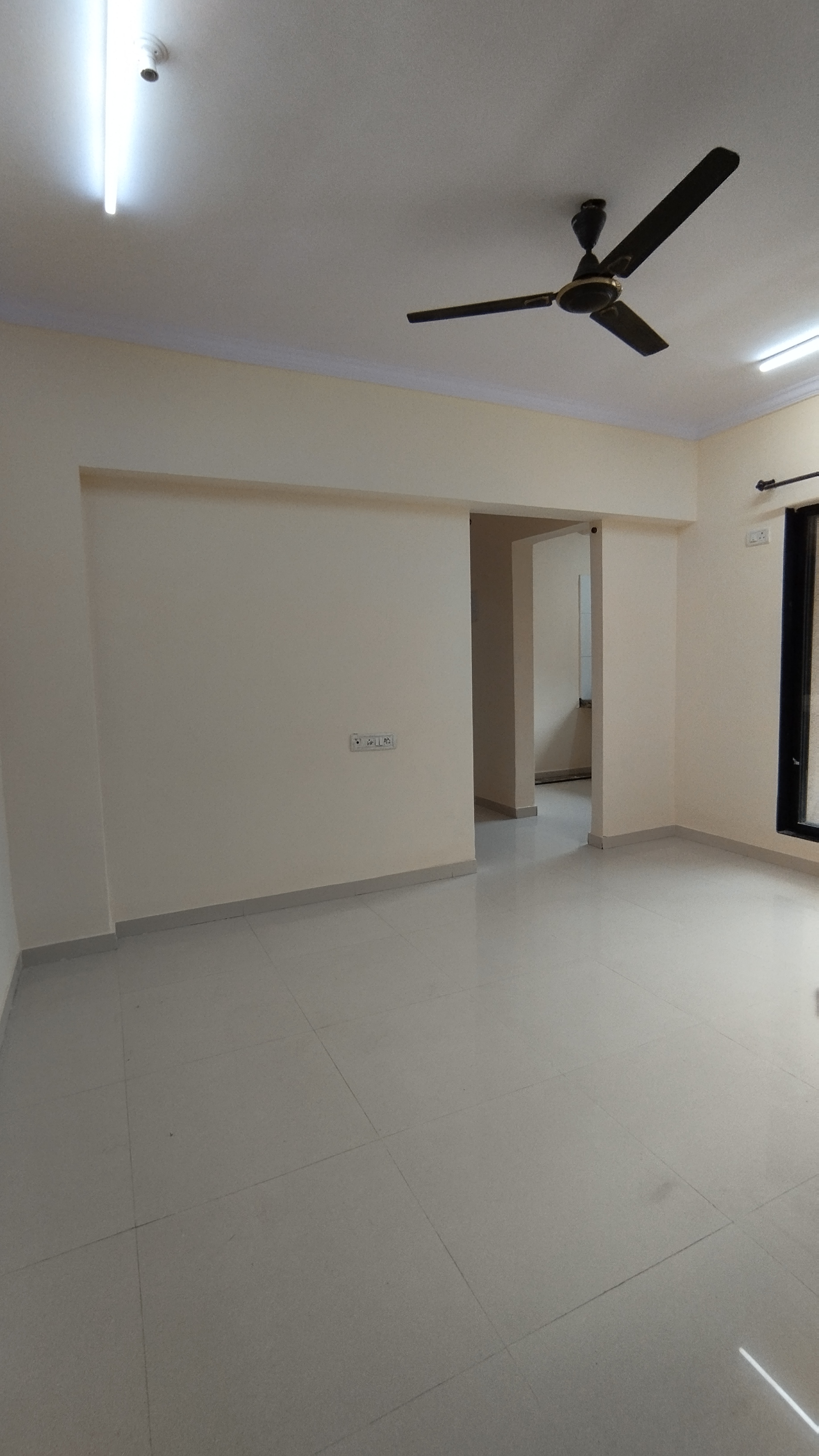 1 BHK 650 Sq.Ft. Apartment in Raunak City Sector 2 B7