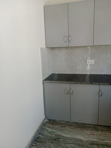 Furnished Amenities in 2 BHK Builder Floor at Sector 18 – for Rent