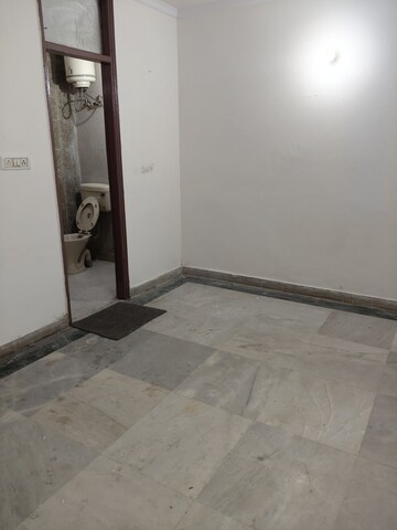 Room in 1 RK Builder Floor at Bhogal – for Rent