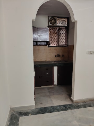 1 RK Builder Floor For Rent in Bhogal