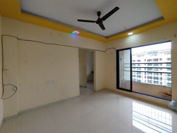 Room in 1 BHK Apartment at Raunak City Phase 2, Kalyan West – for Rent